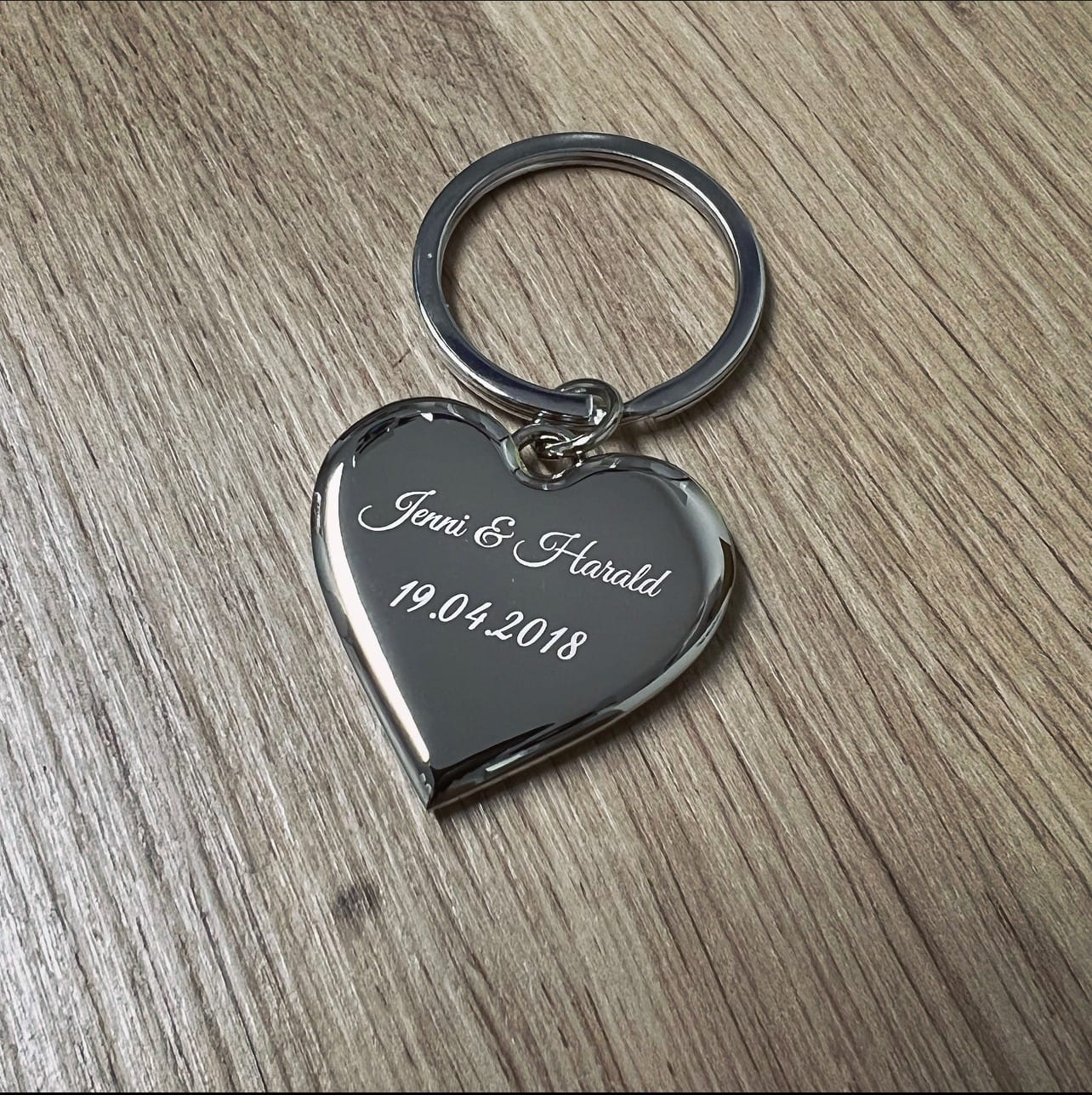Schlüsselanhänger Herz Almere mit Gravur