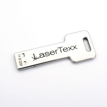 Schlüsselanhänger USB Stick mit Wunschgravur Beispiel